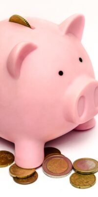 Why I Believe in Cleaning Up Finances Before Closets