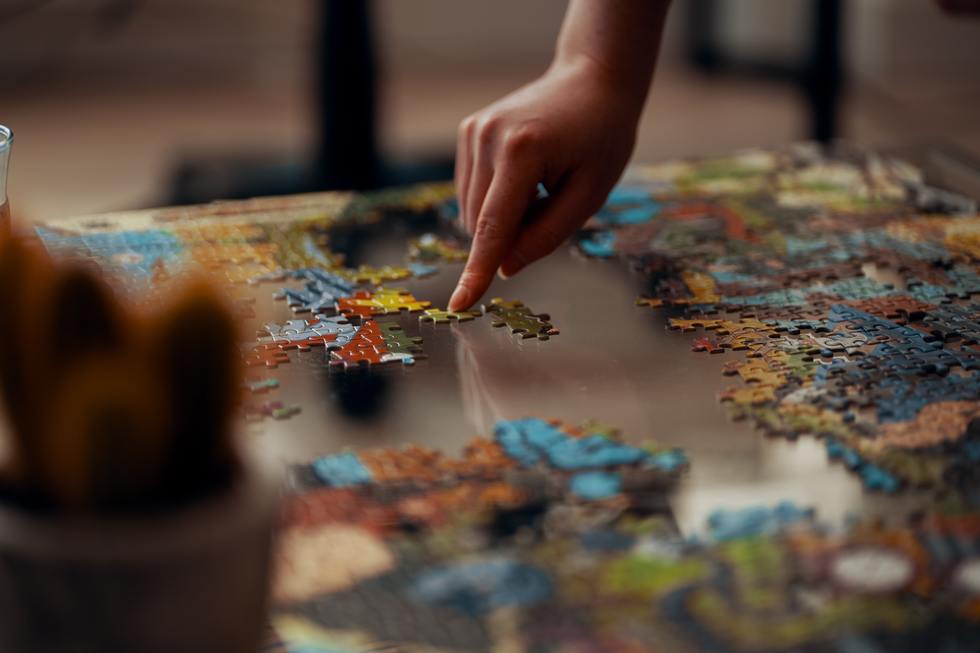Putting a large puzzle together