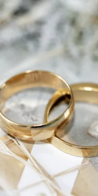 How Do a Prenup and a Postnup Differ in Washington State?